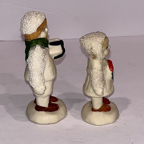 Set of 2 Giftco Christmas Village Victorian Caroler Figurines Children - Picture 3 of 5